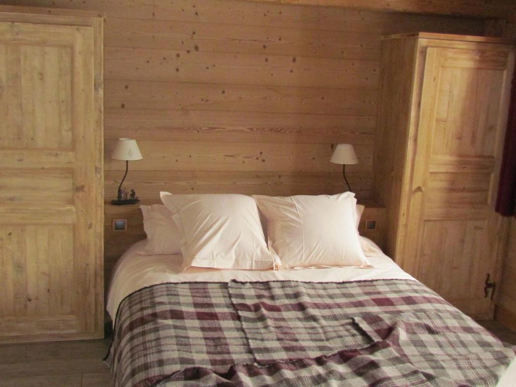 Bed and Breakfast Chez La Fine Ле-Же Номер фото